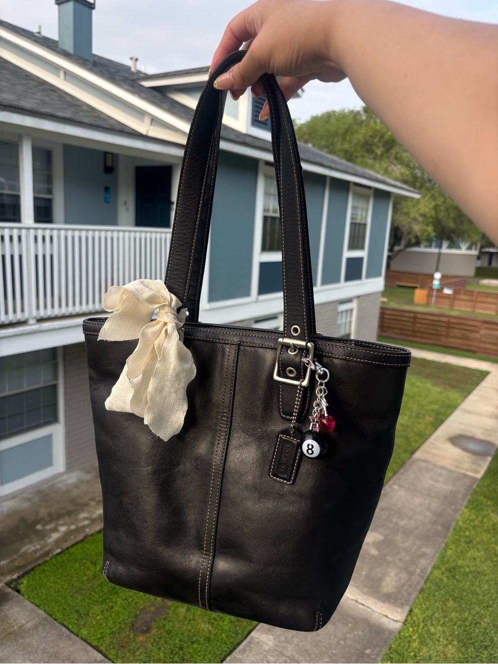 Coach Hamptons Classic Black Leather Tote Bag with Ivory Scarf Detail